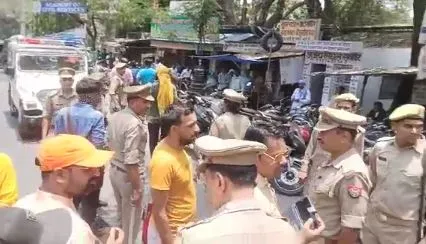 बरेली: सेना भर्ती की तैयारी कर रहे युवाओं ने चौकी चौराहे पर किया प्रदर्शन, पुलिस ने बरसाईं लाठियां, चार को हिरासत में लिया