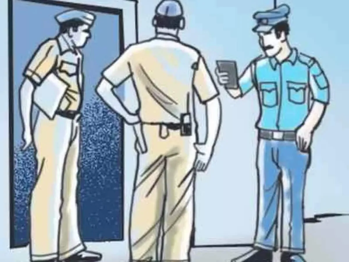 रुद्रपुर: कार्रवाई न होने पर एसपी सिटी ने दरोगा को लगाई फटकार