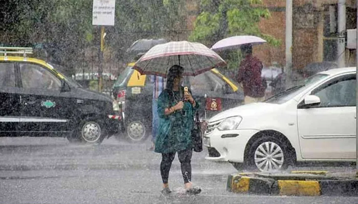 UP Weather Forecast : यूपी में हो सकती है बारिश, मिल सकेगी उमस भरी गर्मी से राहत