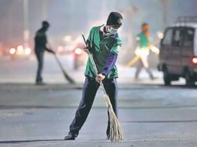 अलीगढ़ : सफाई के नाम पर लाखों का गोलमाल, पार्षदों ने दर्ज कराया तीखा विरोध