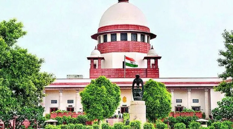 मुकेश अंबानी का सुरक्षा विवादः सुप्रीम कोर्ट ने लगाई त्रिपुरा हाई कोर्ट के फैसले पर रोक