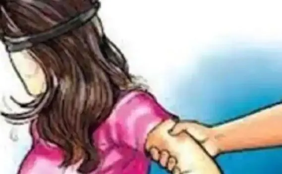 बरेली: दरोगा ने महिला के घर में घुसकर की छेड़छाड़, पति को जेल भेजने की धमकी देते हुए की 20 हजार रुपये की मांग