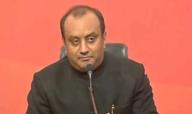 महात्मा गांधी की कांग्रेस से बहुत बौनी हो गई है राहुल गांधी की कांग्रेस: सुधांशु त्रिवेदी
