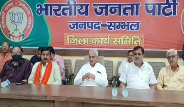 केंद्र की उपलब्धियों को घर-घर पहुंचाएं : मयंकेश्वर