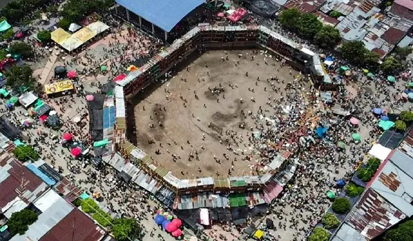 Colombia: तोलिमा में बुलरिंग स्टैंड गिरने से चार लोगों की मौत, 150 घायल