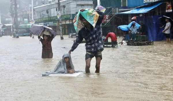 बांग्लादेश में बाढ़ का प्रकोप जारी, खाद्य सामग्री व पेयजल को लेकर बढ़ी चिंता
