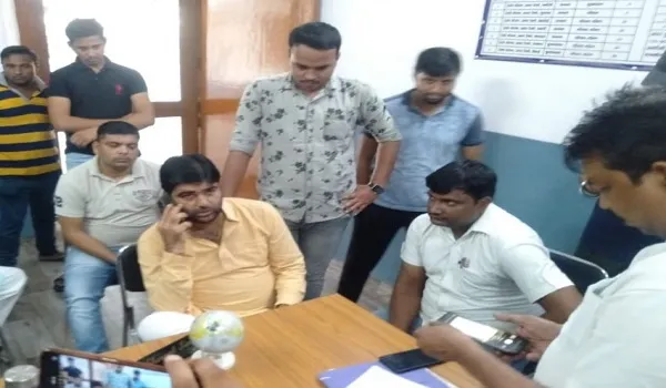 संभल: ट्रेन में मिले युवती के शव के मामले में दो पर हत्या के शक में रिपोर्ट