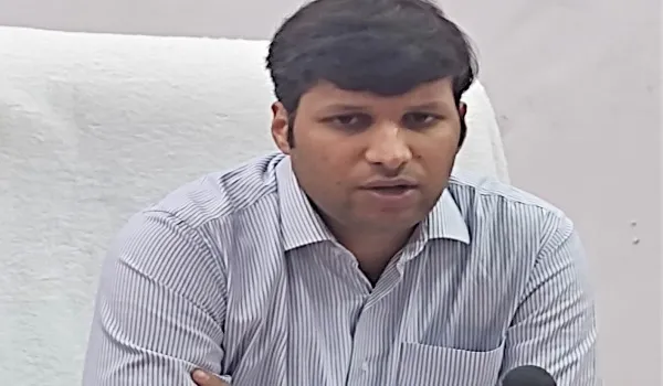 रामपुर उपचुनाव : ‘सोशल मीडिया पर भ्रामक पोस्ट डाली तो तत्काल होगी गिरफ्तारी’