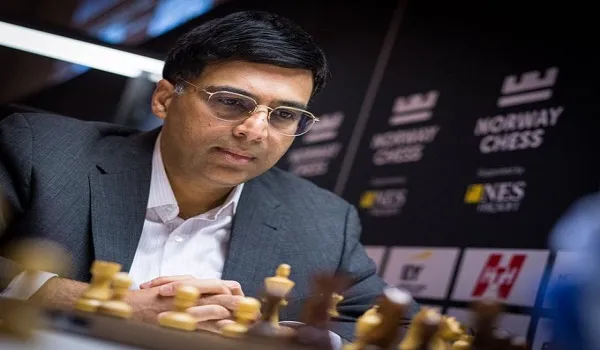 Norwegian Chess: आनंद ने रादजाबोव को हराया, आर्यन तारी ने कार्लसन को हराकर किया उलटफेर