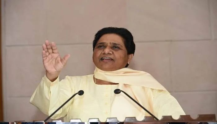 मायावती ने केंद्र पर बोला हमला, कहा- अग्निपथ योजना ने युवाओं को किया निराश