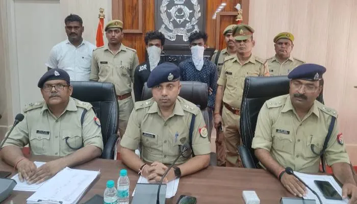 अयोध्या: प्रेम प्रसंग में हुई थी विकास यादव की हत्या, दो आरोपी गिरफ्तार