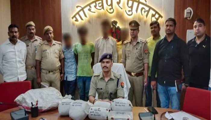गोरखपुर: पुलिस के ज्वाइंट ऑपरेशन में 4 शातिर बदमाश गिरफ्तार