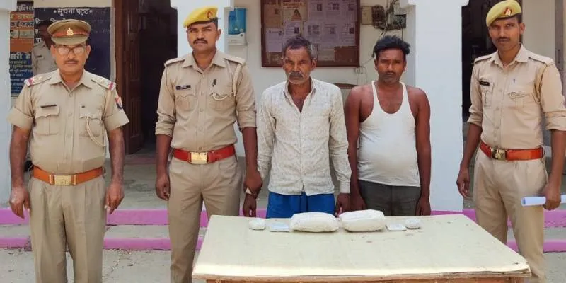 बहराइच: दो किलो चरस के साथ पुलिस ने 2 अपराधियों को किया गिरफ्तार