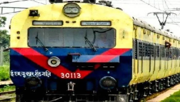 अब बलिया से प्रयागराज पहुंचना होगा आसान, 27 जून से रामबाग रेलवे स्‍टेशन से मिलेगी मेमू ट्रेन