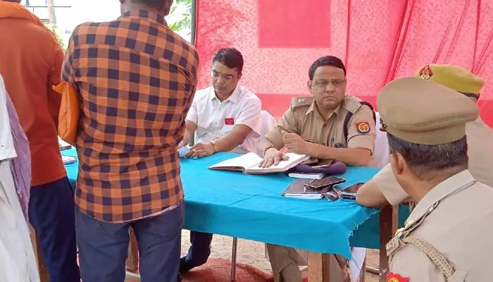 अयोध्या: गोरखपुर-लखनऊ हाईवे पर बिना पार्किंग वाले ढाबे होंगे बंद, एसपी ग्रामीण ने रौनाही पुलिस को लगाई फटकारा