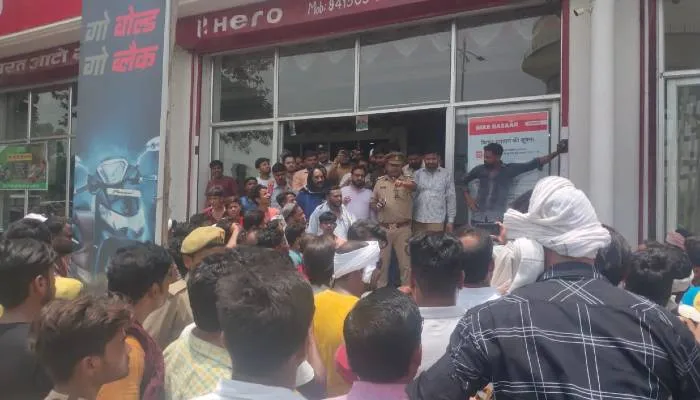 गोंडा: अफवाह के चलते बढ़ा तनाव, पुलिस ने कराया शांत 