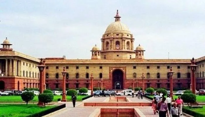 Allahabad High Court: हाईकोर्ट ने विभिन्न जिलों में तैनात 619 न्यायिक अधिकारियों का किया तबादला
