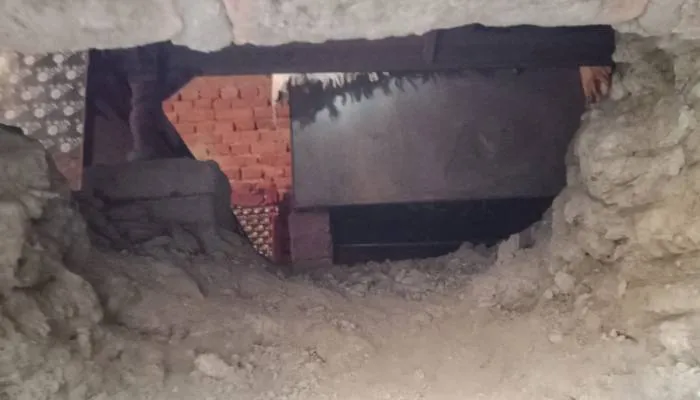 सीतापुर: सेंधमारी कर चोरों ने घर से पार किये लाखों के जेवरात