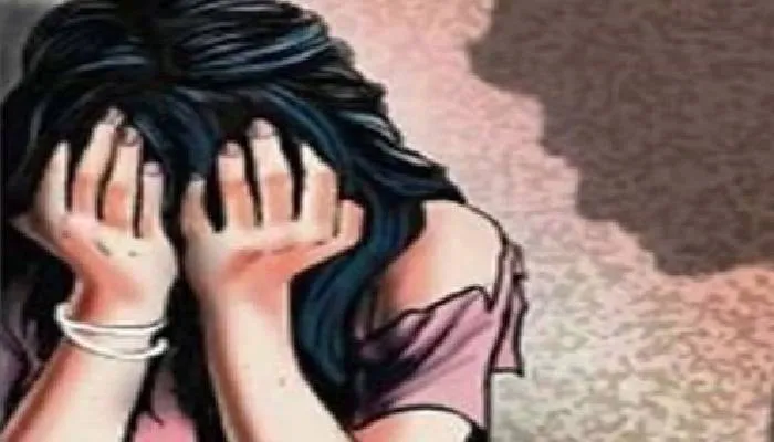 मेरठ: महिला अधिवक्ता ने दरोगा व उसके साथी पर लगाया सामूहिक दुष्कर्म, जानें मामला