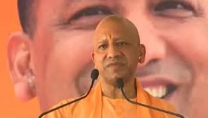 मुख्यमंत्री योगी ने चिकित्सकों को दी डॉक्टर्स-डे की शुभकामनाएं, कही यह बड़ी बात