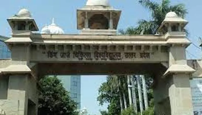 केजीएमयू के डॉक्टरों ने नाबालिग का ऑपरेशन कर बचाई जान, सात साल की उम्र में हुआ था दुष्कर्म