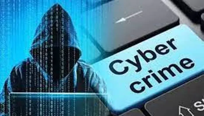 बुलंदशहर: साइबर हैकरों ने उड़ाये सिपाही के खाते से पैसे, पुलिस ने कराई रिकवरी