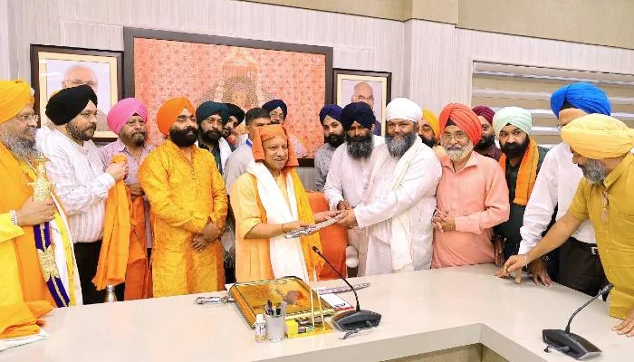 दंगा पीड़ित सिखों को न्याय दिलाएगी राज्य सरकार: मुख्यमंत्री योगी