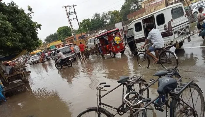 अयोध्या: जिले में मानसून ने दी दस्तक, रिमझिम फुहारों ने बदला मिजाज, मौसम में जबरदस्त बदलाव