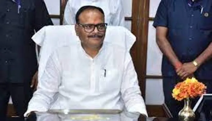 मानदेय बढ़ाने की मांग को लेकर डॉक्टरों ने डिप्टी सीएम को सौंपा ज्ञापन, ब्रजेश पाठक ने दिया आश्वासन