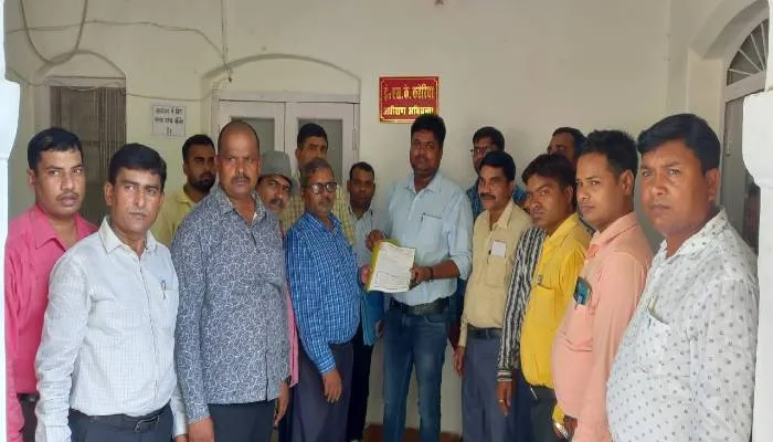 अयोध्या: डिप्लोमा इंजीनियर्स ने जेल भरो आंदोलन की दी चेतावनी, सौंपा ज्ञापन