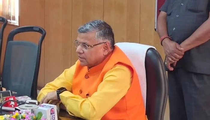 गायत्री मंत्र के उच्चारण से बदल रही कैदियों की मनोदशा: धर्मवीर प्रजापति