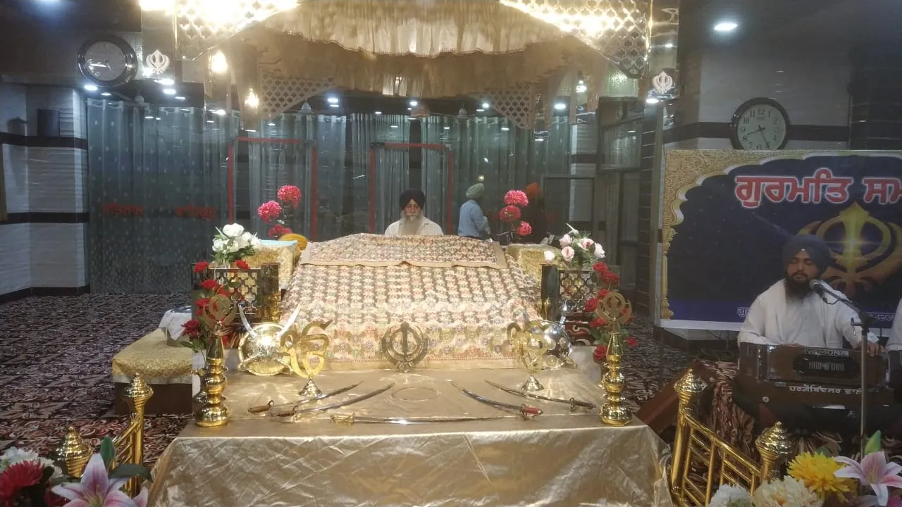 हल्द्वानी: शहीदों के ‘सरताज’ वीर योद्धा श्रीगुरु अर्जुन देव जी के शहीदी दिवस पर गुरुवाणी से संगत हुई निहाल