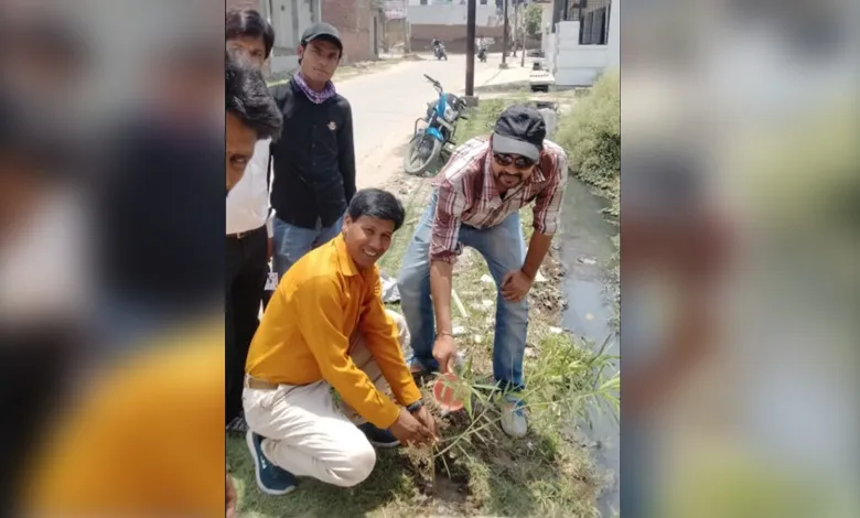  विश्व पर्यावरण दिवस: बरेली में क्राइम मॉनिटरिंग संस्था के संचालक और बॉलीवुड डायरेक्टर मीसम ज़ैदी ने लगाए पेड़