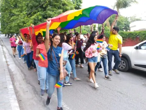 हल्द्वानी: समलैंगिकों के समर्थन में युवाओं ने निकाली प्राइड रैली, बोले- हर तरह का प्यार है जायज
