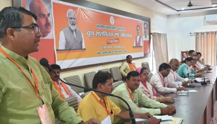 सघन जनसम्पर्क से जमीन पर मजबूत होगी भाजपा : अश्वनी त्यागी