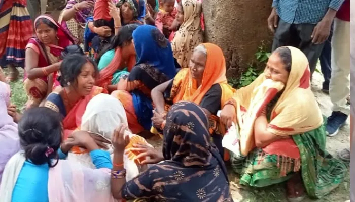 अयोध्या: खेत में चारा काटने गई महिला की करंट से मौत