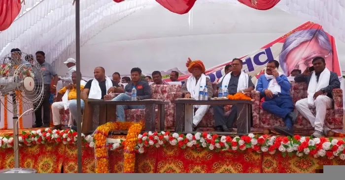 रायबरेली: ऊंचाहार से रेल कर्मचारी संगठनों ने भरी हुंकार, सरकार को चेताया