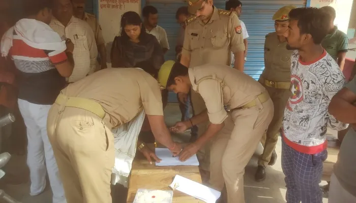 हरदोई: उप जिलाधिकारी की कार्रवाई से हड़कंप, अवैध अल्ट्रासाउंड केंद्र हुआ सील