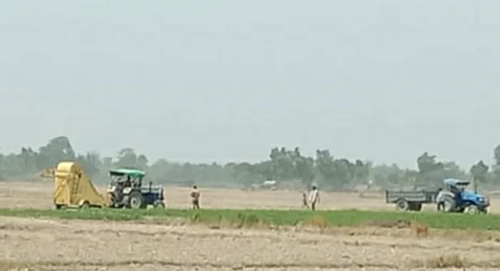 बहराइच : बिना कागजात के बालू खनन की आड़ में चल रहा था मिट्टी खनन, पुलिस ने पकड़ा