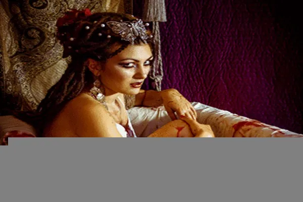 ये है असल जिंदगी की ड्रैकुला : जवान रहने के लिए 650 लड़कियों का किया कत्ल