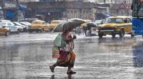 लखनऊ: उमस भरी गर्मी ने किया लोगों को बेहाल, 28 से गरजेंगे बदरा