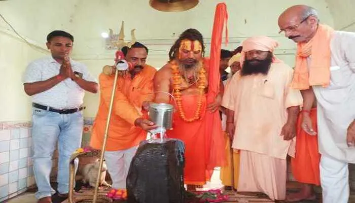 नूपुर ने क्षमा मांग लिया, बात खत्म हो जानी चाहिए : परमहंस