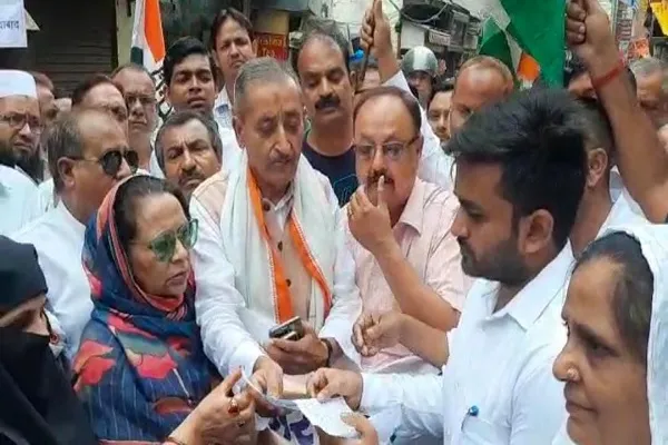 मुरादाबाद : राहुल गांधी से ईडी की पूछताछ पर भड़के कांग्रेसी, भाजपा सरकार पर लगाए गंभीर आरोप