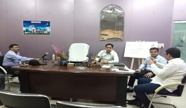 मुरादाबाद : जनसुनवाई दिवस पर अपर नगर आयुक्त ने सुनी शिकायतें, निस्तारण के दिए निर्देश