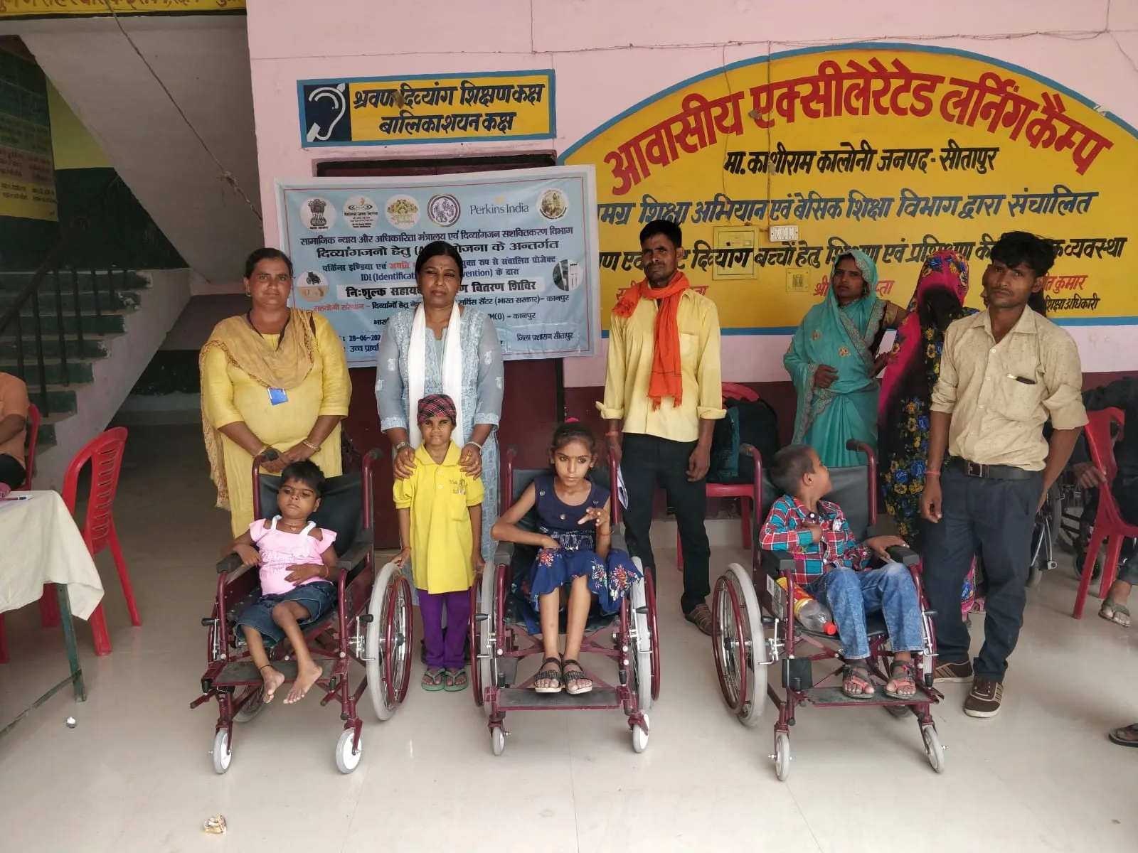 सहायक उपकरण पाकर दिव्यांगों में दिखा आत्मविश्वास और उत्साह