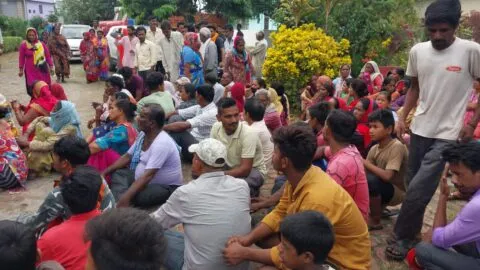 लालकुआं: आशियाना उजड़ने का खतरा आया तो घेर लिया विधायक का घर