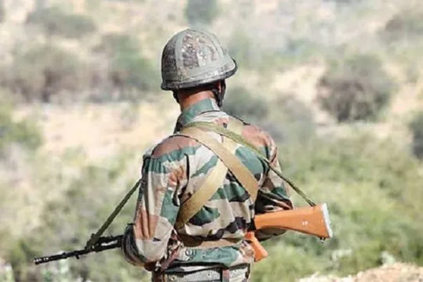 मुरादाबाद : फौजी की अंतिम सासें गिन रहीं बेटी पाने की उम्मीद