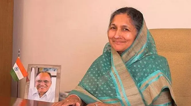 एशिया की सबसे अमीर महिला बनीं सावित्री जिंदल, चीन को पछाड़ा