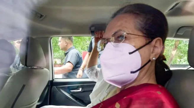 आज फिर ED दफ्तर पहुंचीं सोनिया गांधी, नेशनल हेराल्ड केस में होगा सवाल-जवाब