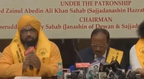 Video: NSA अजीत डोभाल बोले- देश की तरक्की में हर धर्म और मजहब का योगदान, चंद लोग खराब कर रहे माहौल